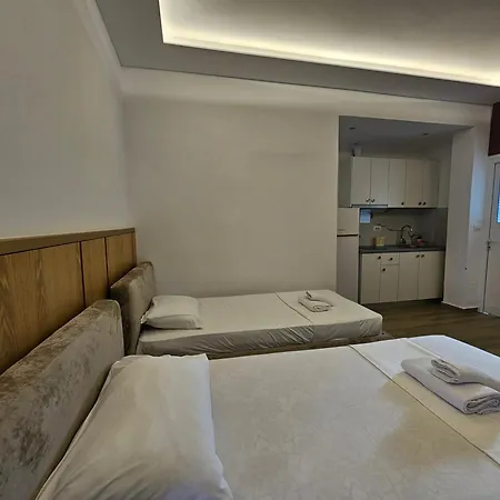 Vila Mema *