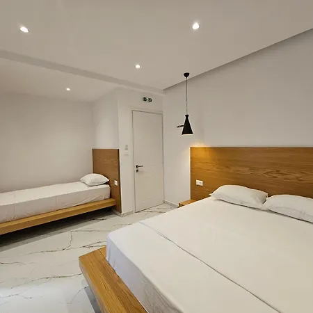 Apartahotel Vila Mema *